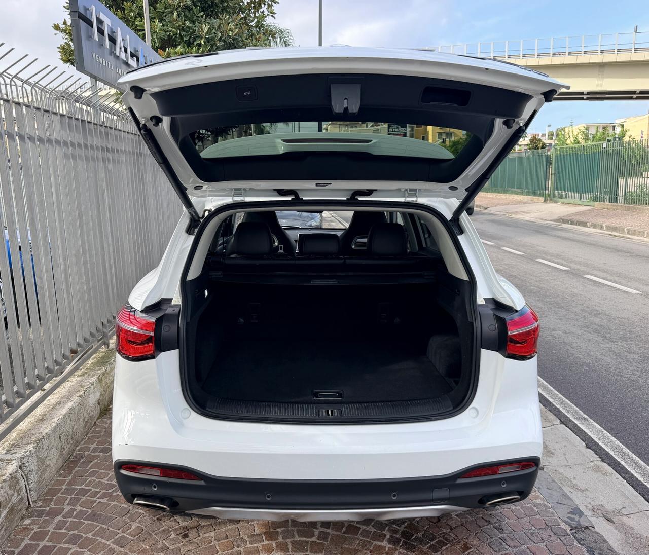 Mg HS 1.5T-GDI AT Luxury
