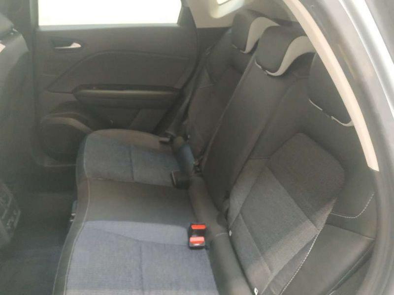 Renault Captur 1.6 E-Tech hybrid Techno Fast Track 145cv auto