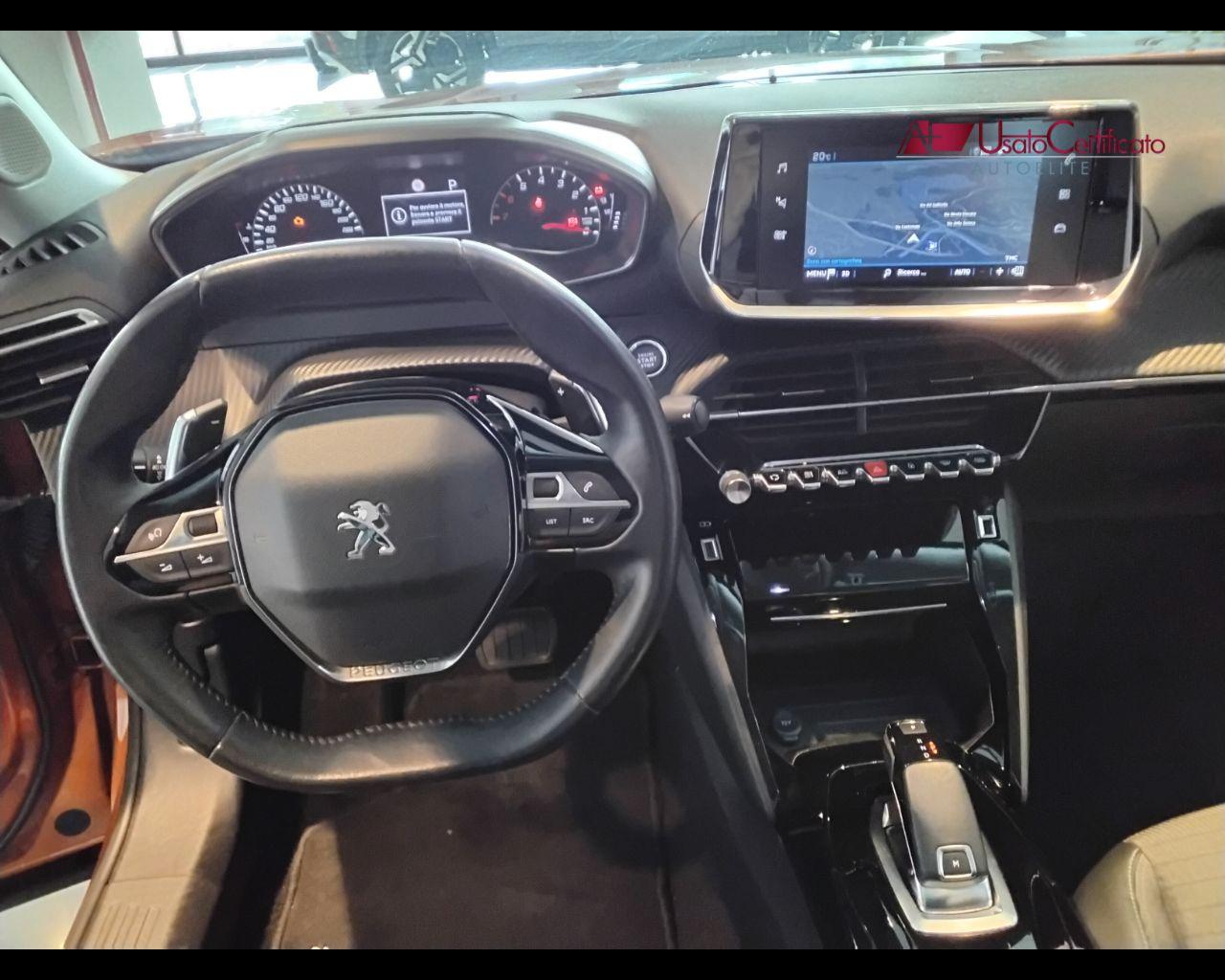 PEUGEOT 2008 BlueHDi 130 S&S EAT8 Allure