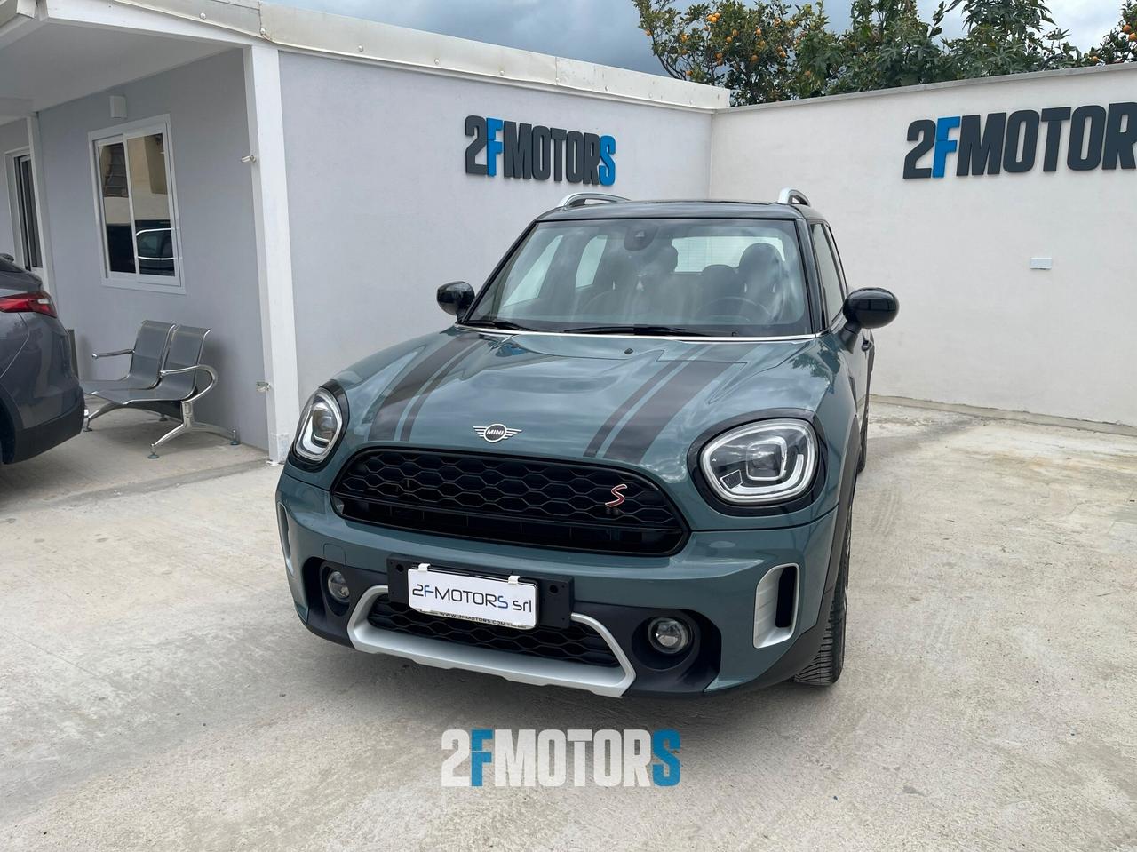 Mini Cooper SD Countryman essential Automatica