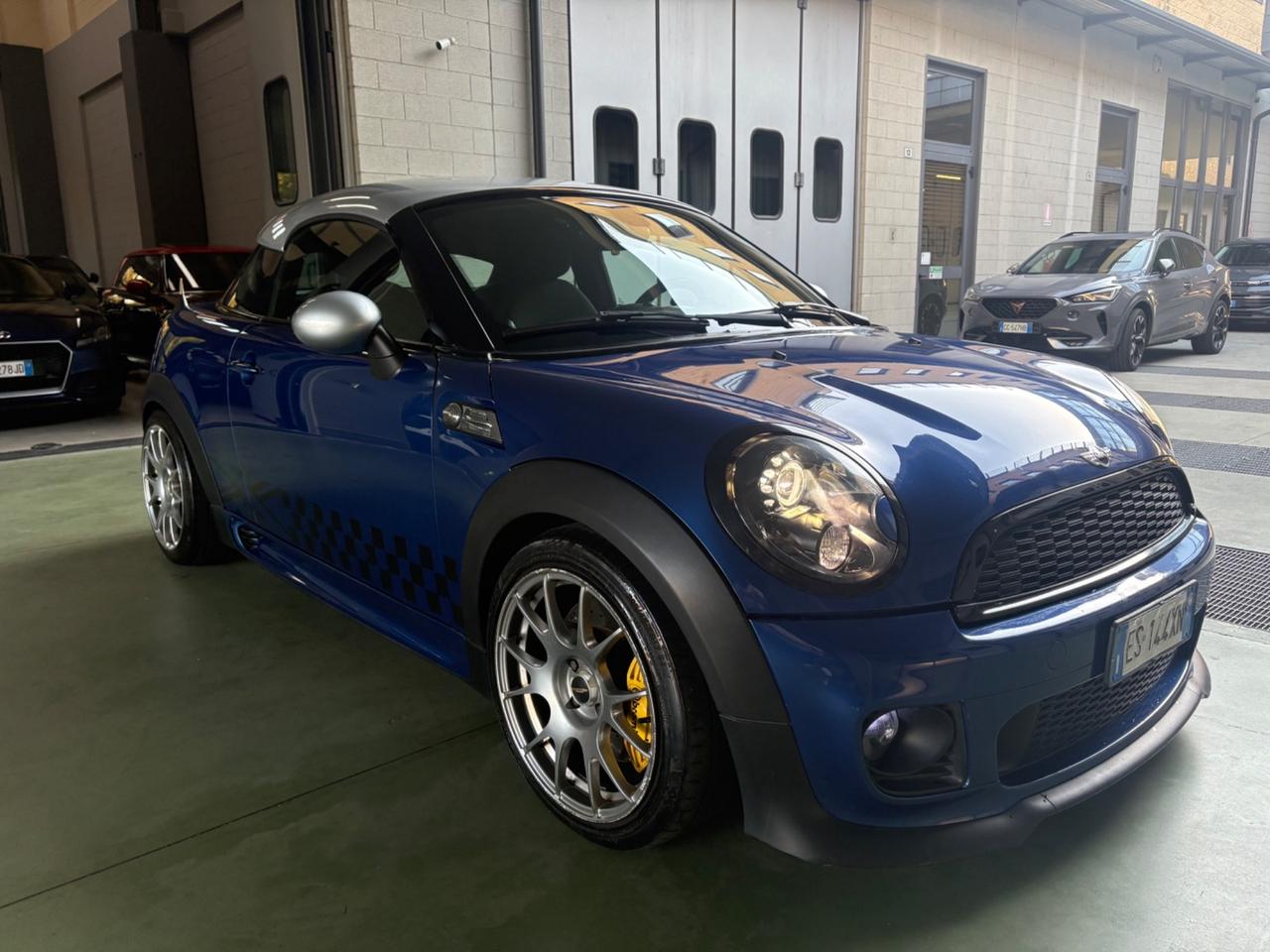 Mini Cooper Coupe 1.6 Coupé Allestimento John Works.