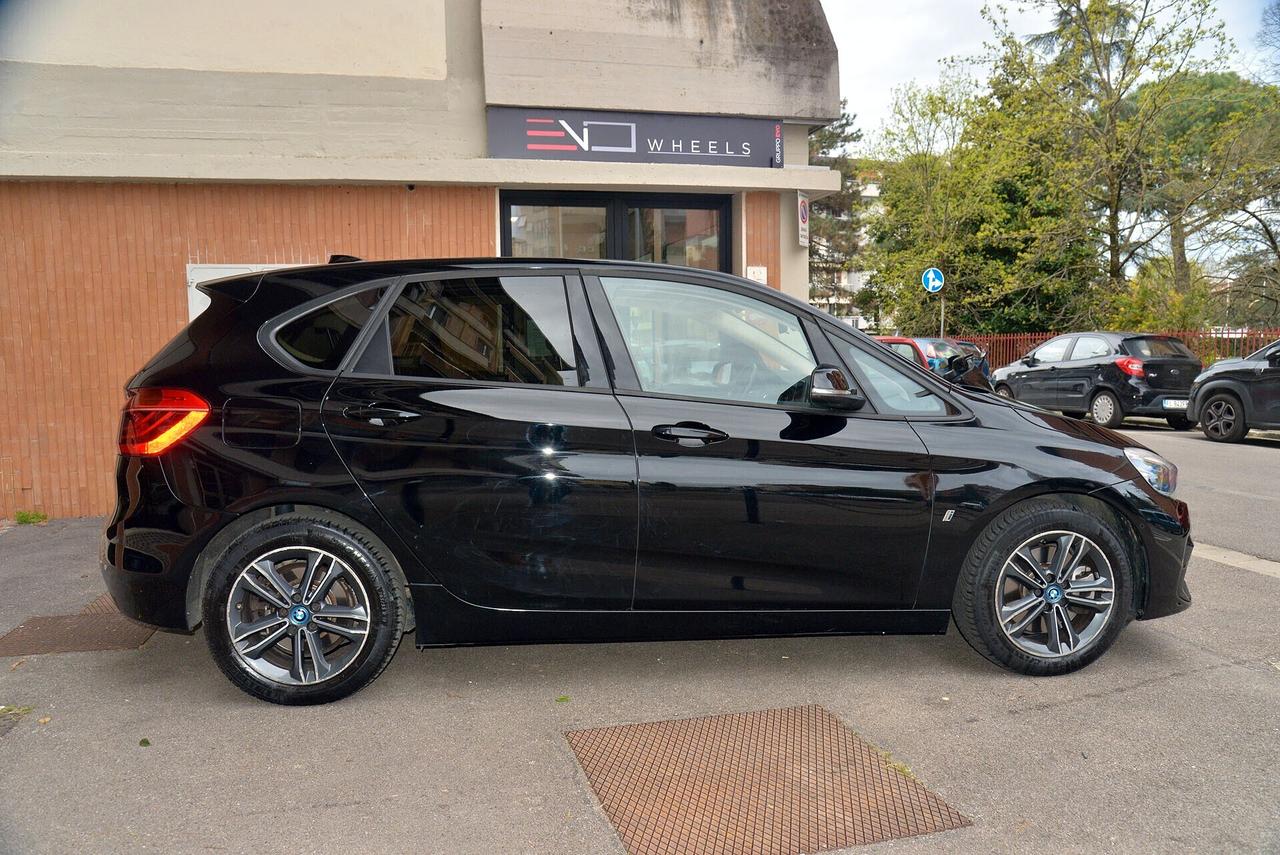 Bmw 2er Active Tourer BMW 225xe Active Tourer E-Drive Luxury plug-in hybrid automatica del 2019