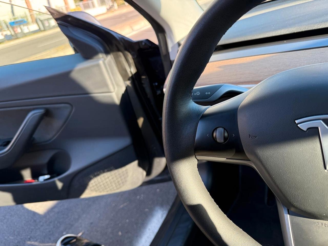 Tesla Model 3 Model 3 Long Range Dual Motor AWD
