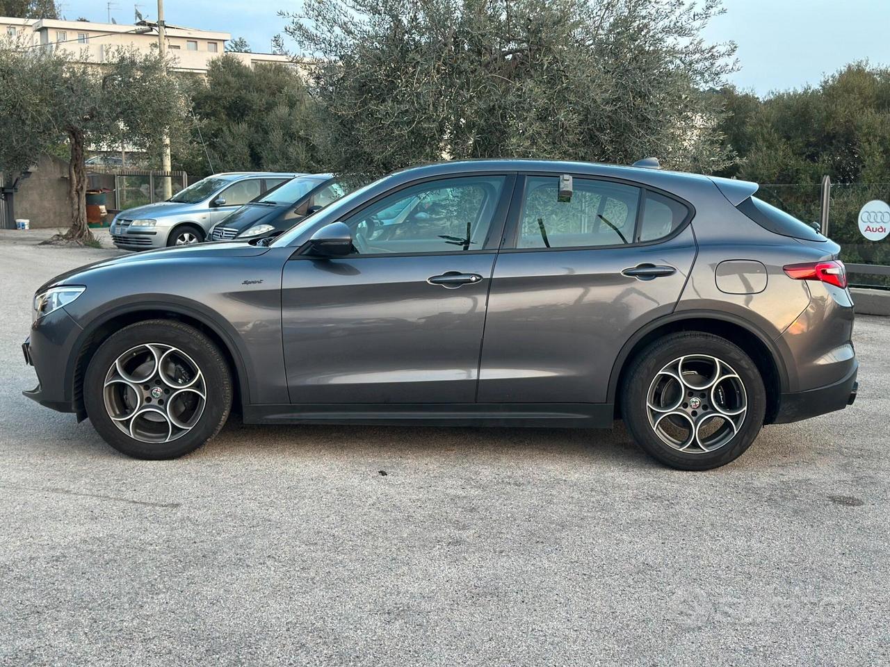 Alfa Romeo Stelvio 2.2 Turbodiesel 190 CV AT8 Q4 T