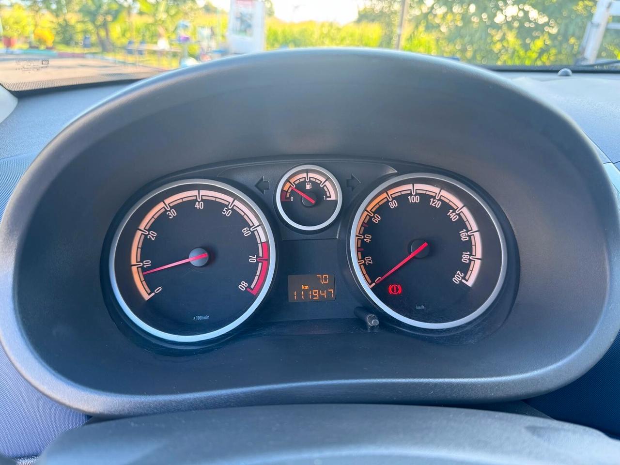 Opel Corsa 1.2 80CV 5 porte GPL-TECH Club