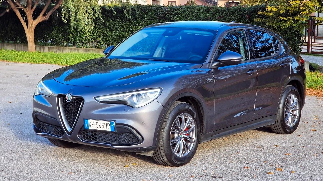 Alfa Romeo Stelvio 2.2 Turbodiesel 190 CV AT8 Q4