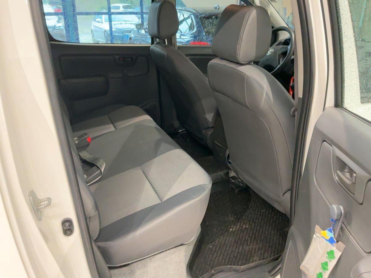 Toyota Hilux 2.5 D-4D 4WD 4p. Double Cab GX 4x4