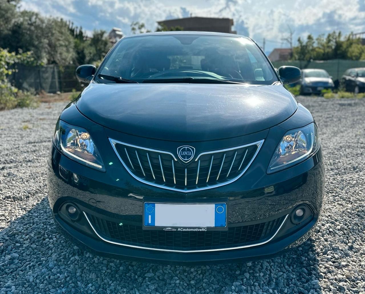 Lancia Ypsilon 1.0 FireFly 5 porte S&S Hybrid Ecochic Gold