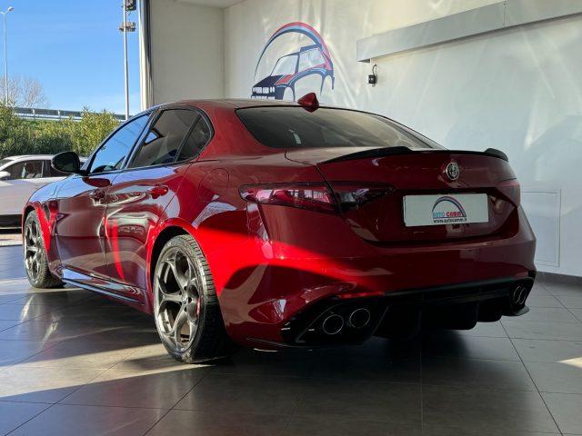 ALFA ROMEO Giulia 2.9 T V6 AT8 Quadrifoglio Rosso Competizione