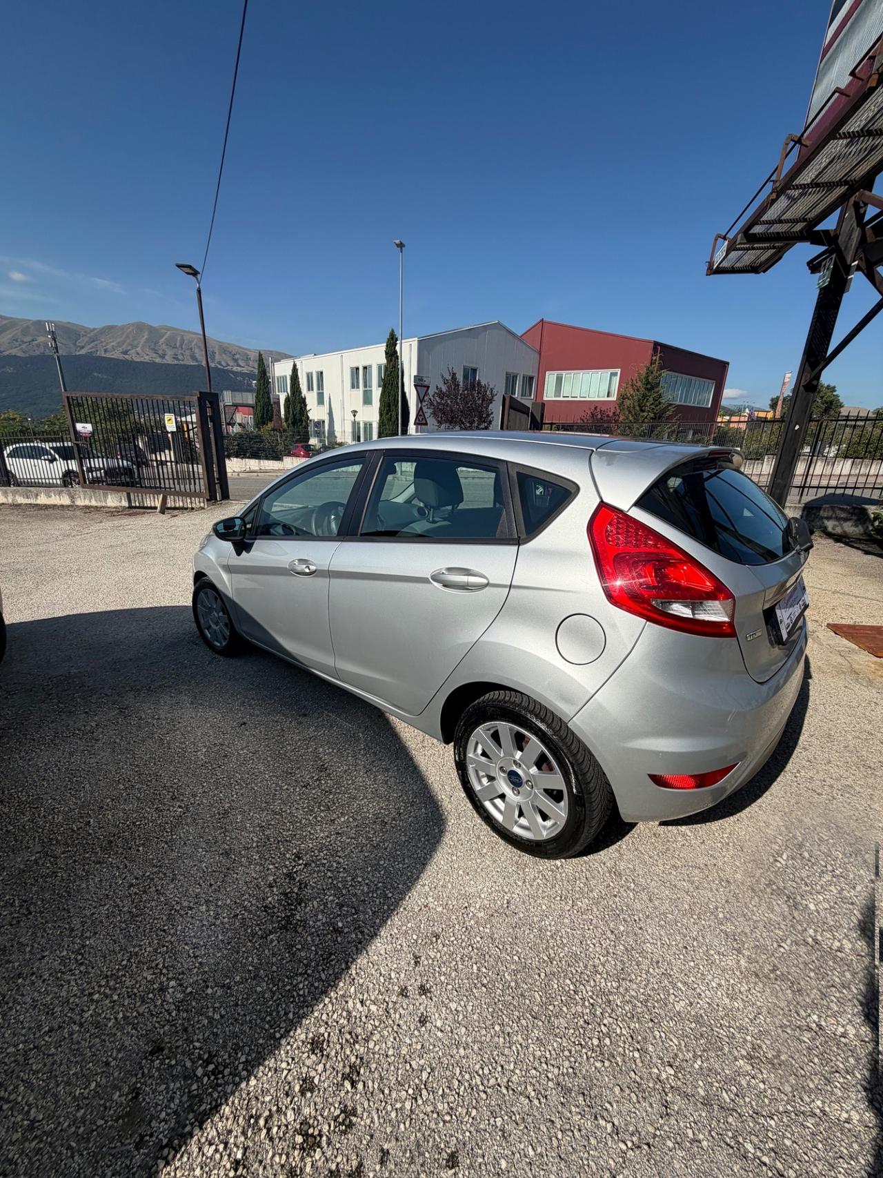 Ford Fiesta 1.4 TDCi 5p. Titanium