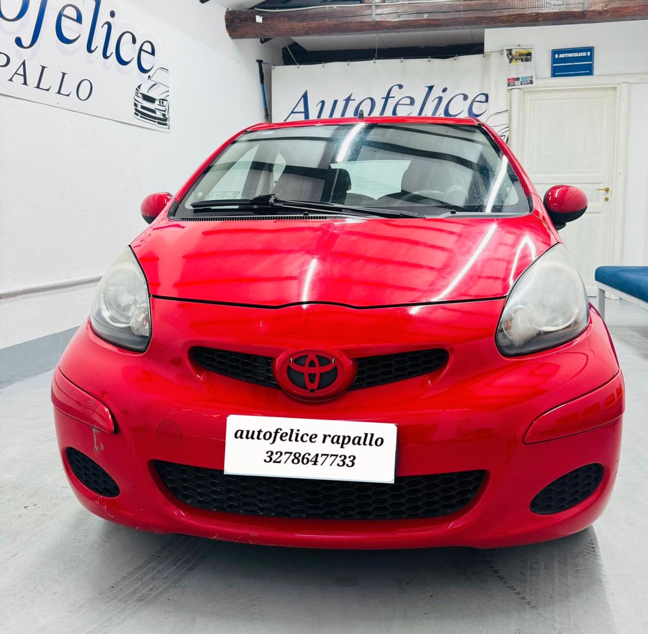 Toyota Aygo 1.0 12V VVT-i 5 porte Sol Red Edition