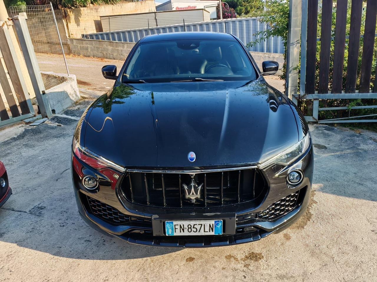 Maserati Levante V6 AWD Granlusso