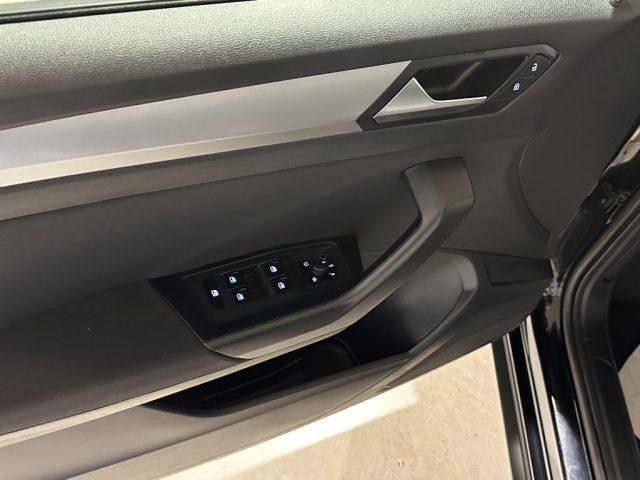 VOLKSWAGEN T-Roc 1.5 TSI 150CV DSG Life