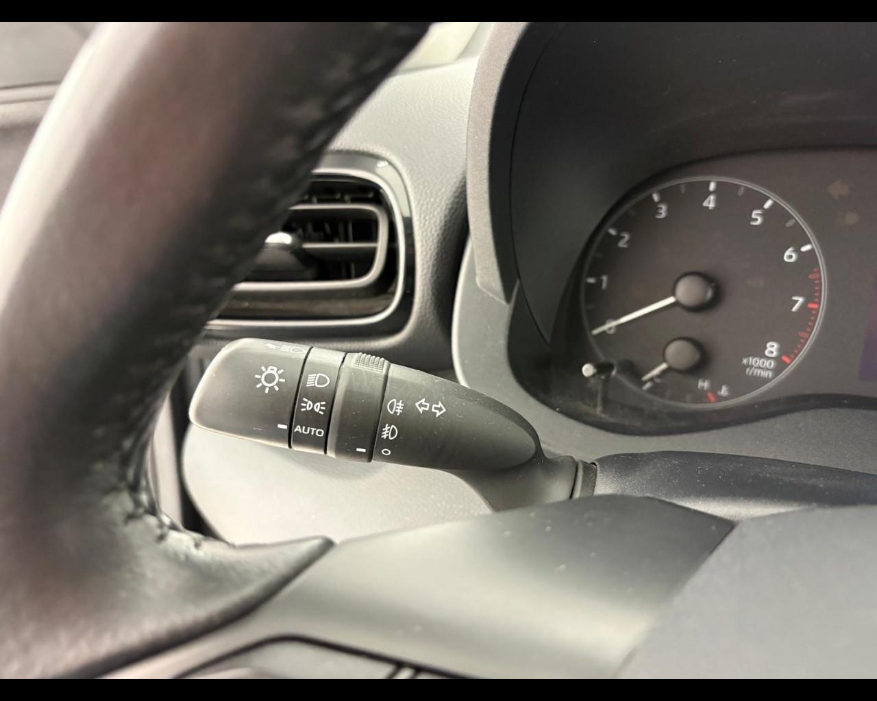 TOYOTA Yaris 1.0 Active