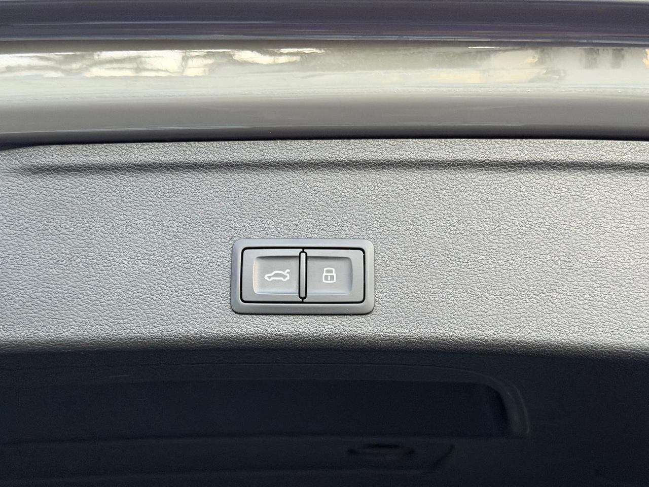 Audi A4 S4 AVANT 3.0 V6 347CV IBRIDA/DIESEL