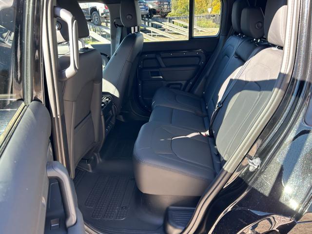 LAND ROVER Defender 110 3.0D I6 200 CV AWD Auto X-Dynamic SE