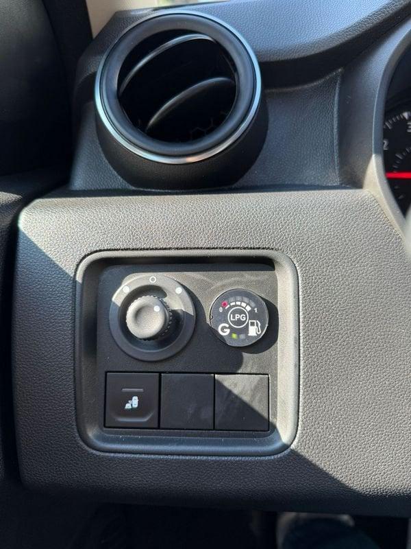 Dacia Duster 1.6 SCe 115CV Start&Stop GPL 4x2 Prestige