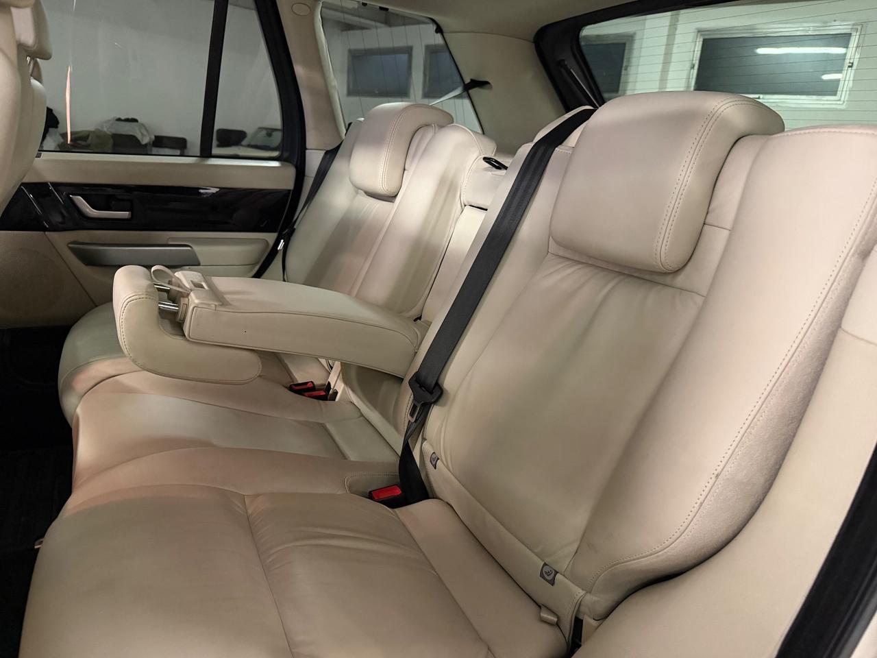 Land Rover Range Sport 3.6 TDV8 HSE