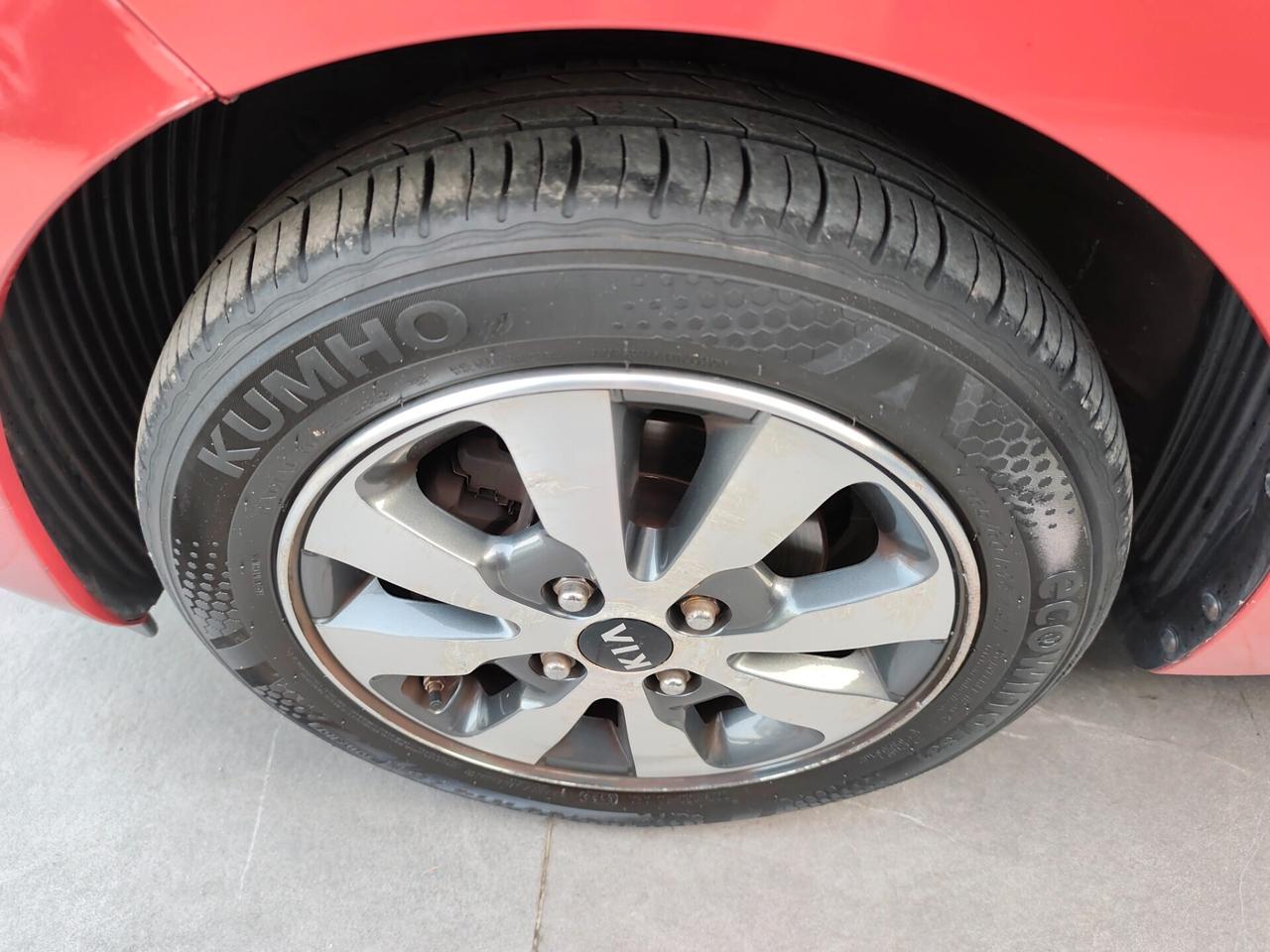 Kia Picanto 1.0 BENZINA CON NAVIGATORE