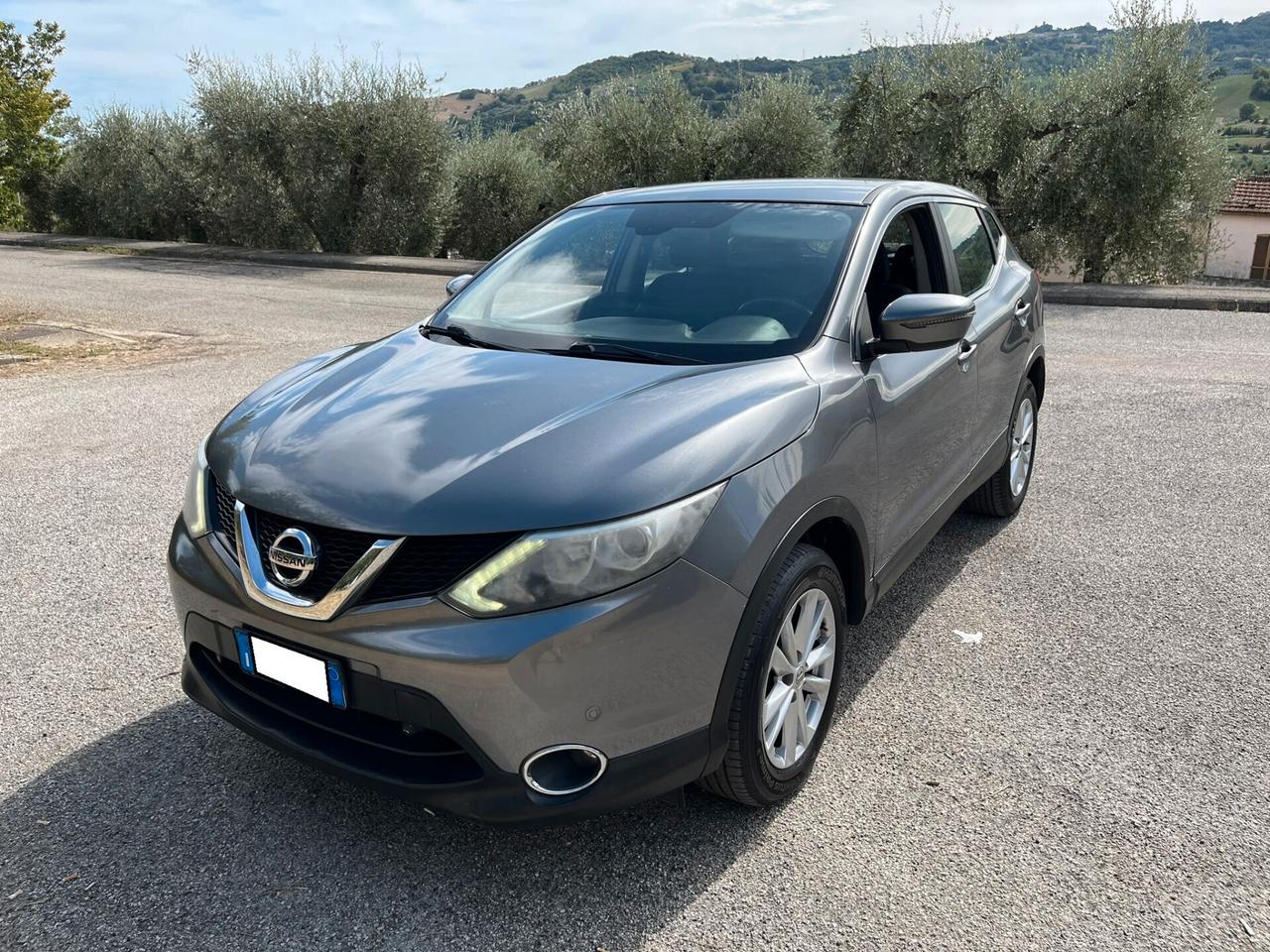 NISSAN Qashqai 1.6dCi 2WD Acenta 131 6M - 2015