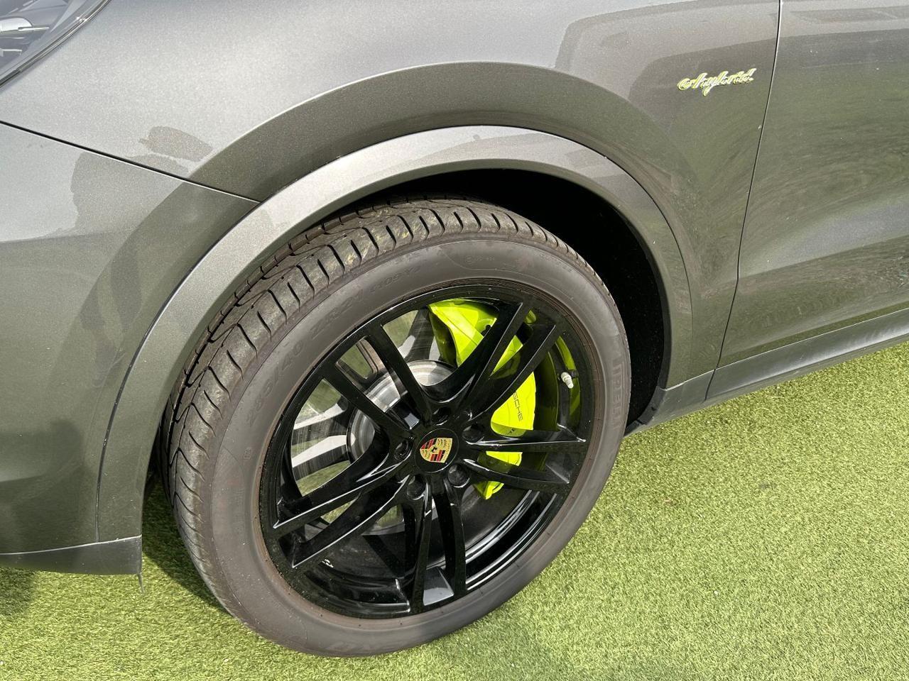 Porsche Cayenne Coupé 3.0 V6 E-Hybrid Full Opt UNIPROPRIETARIO