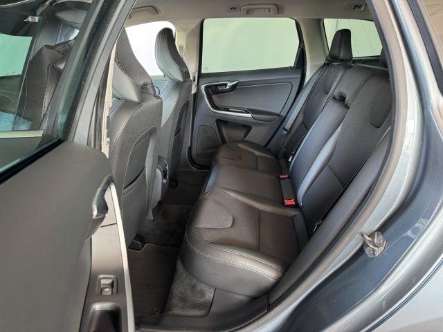 VOLVO XC60 D4 AWD 190cv Euro 6 Geartronic Business Plus