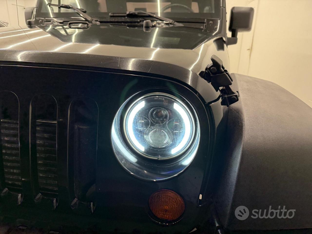 Jeep Wrangler 2.8 Unlimited CRD DPF Sport cabrio T