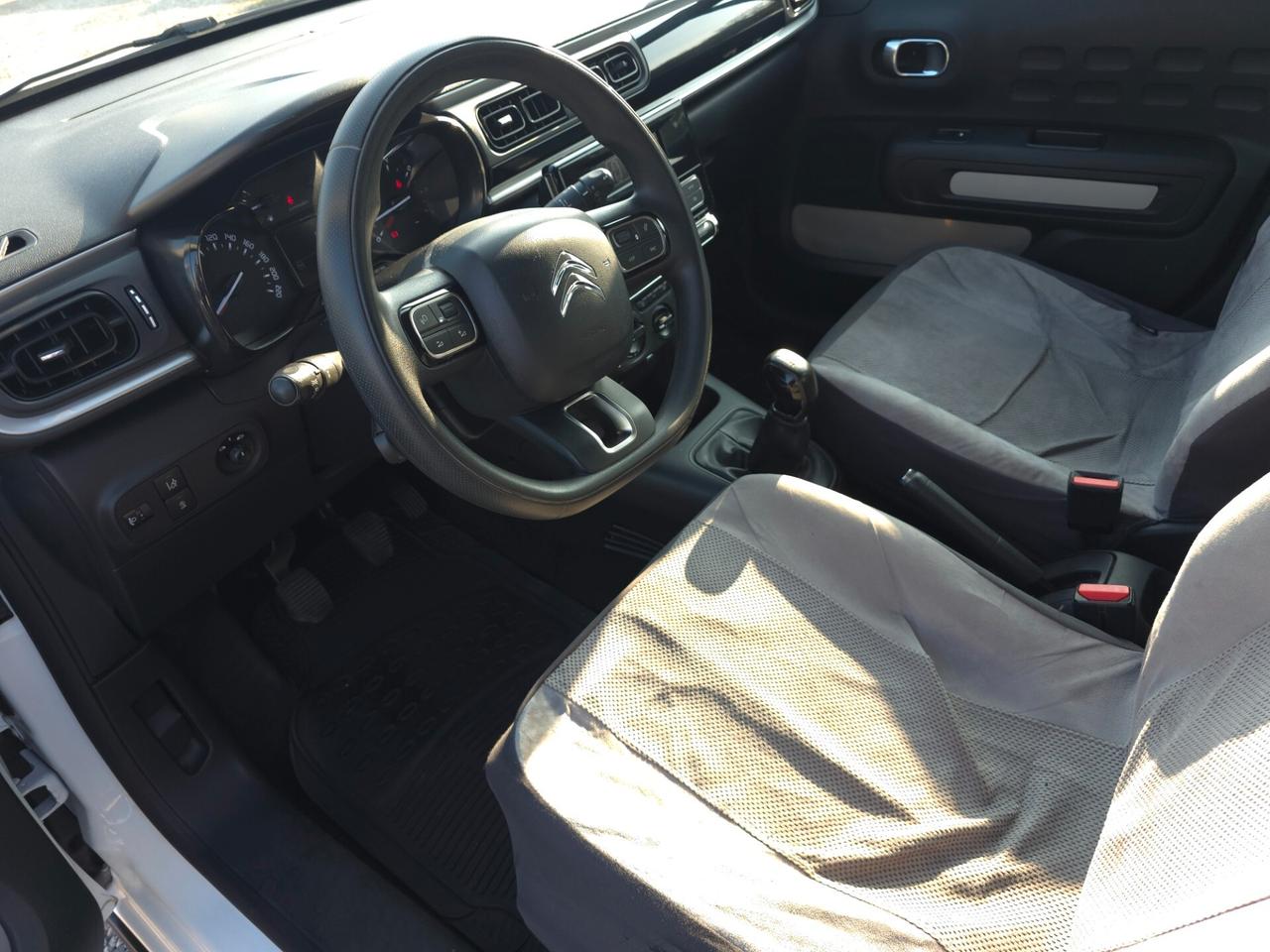 Citroen C3 PureTech 82 S&S Uptown