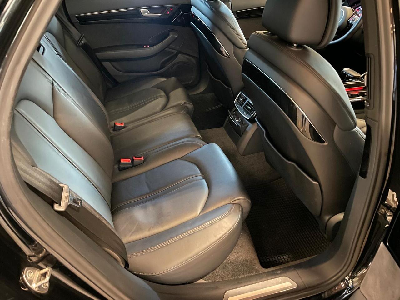 Audi A8 3.0 TDI 262 CV quattro tiptronic