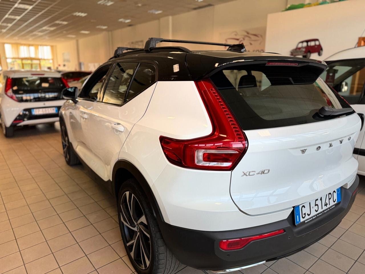 Volvo XC40 D4 AWD Geartronic R-design PROMO