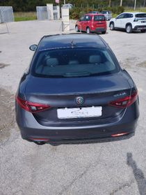 Alfa Romeo Giulia 2.2 t Super 150cv