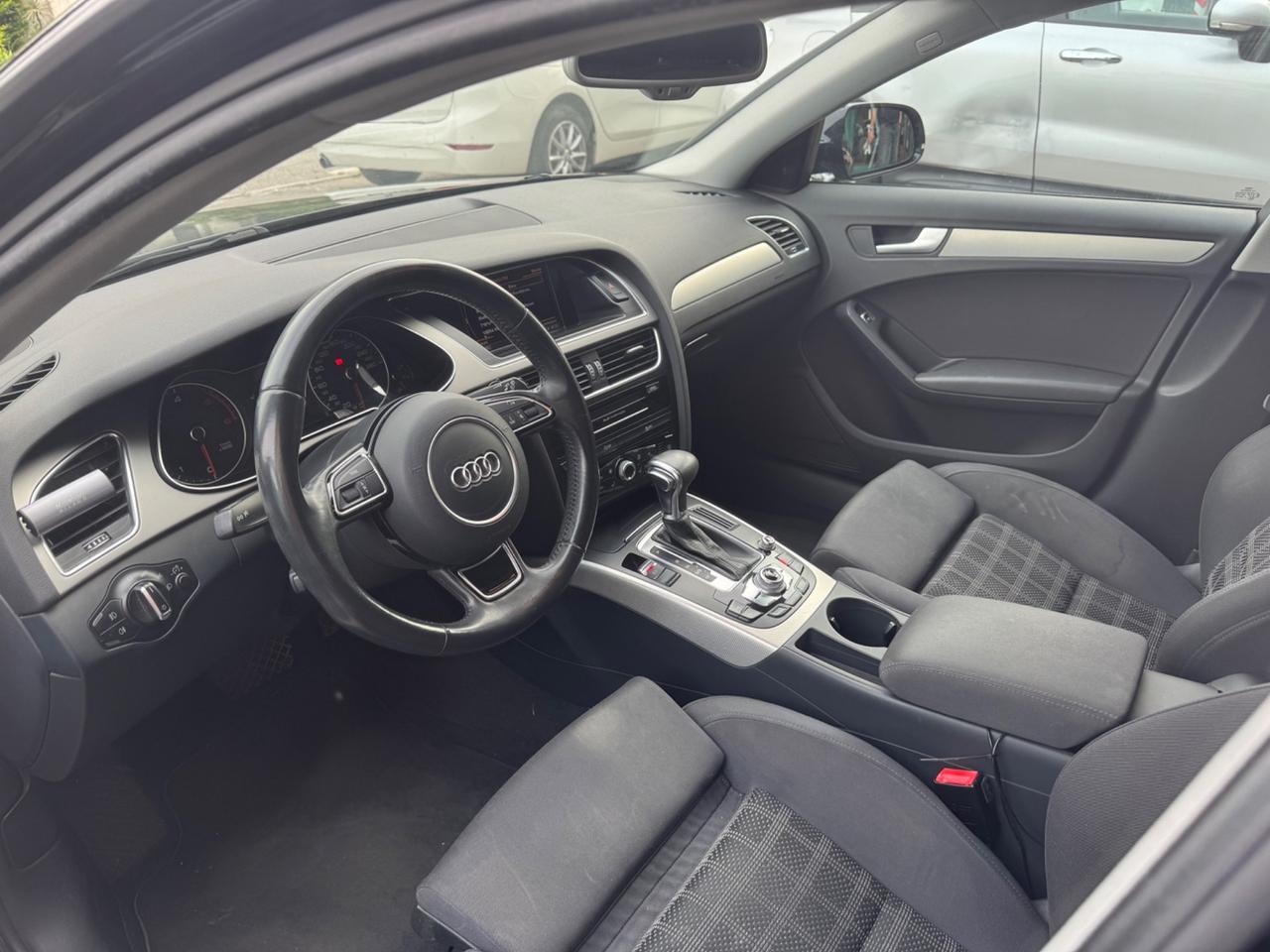 Audi A4 2.0 TDI 150 CV quattro Advanced
