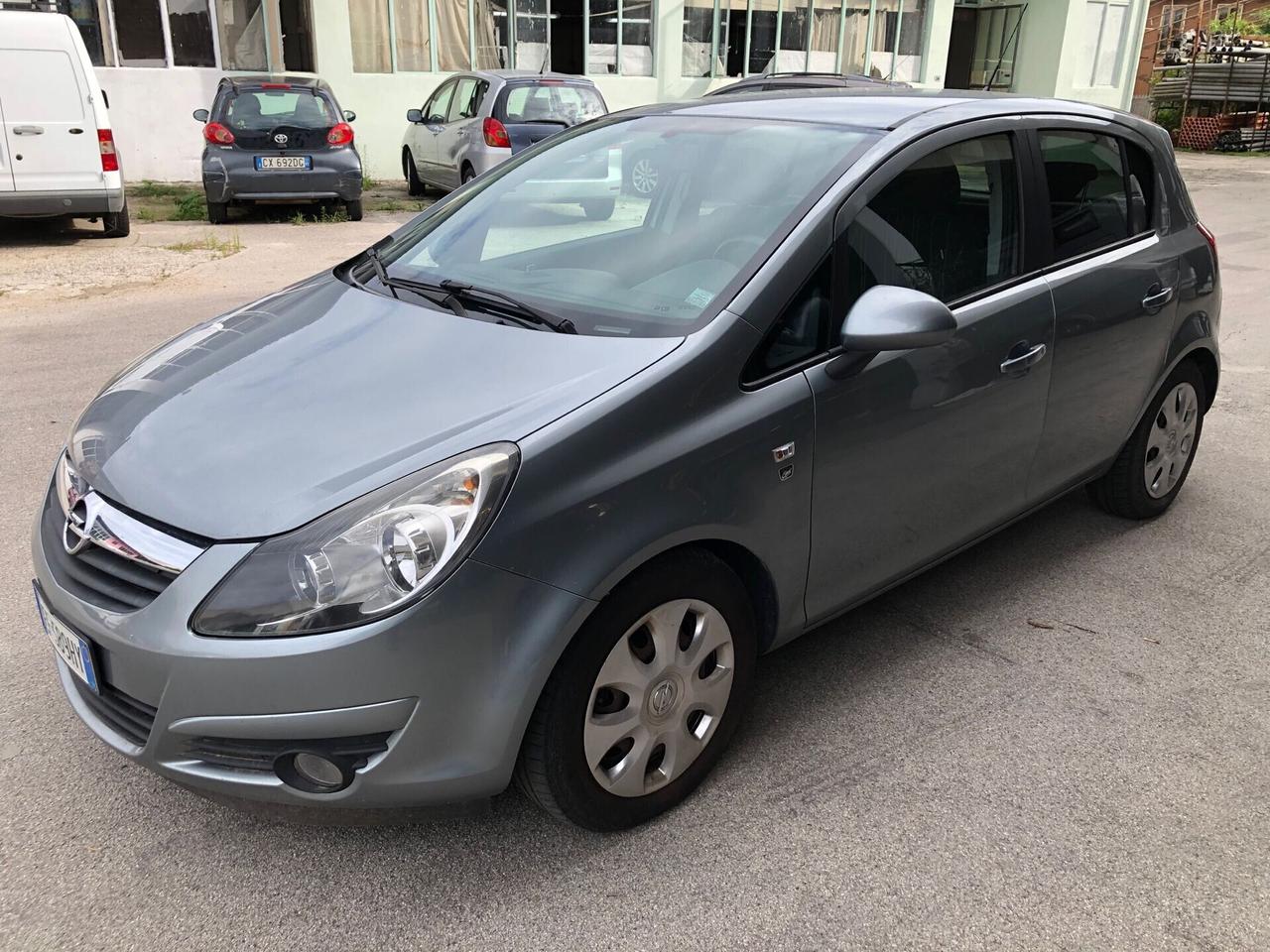 Opel Corsa 1.3 CDTI 90CV 5 porte Cosmo