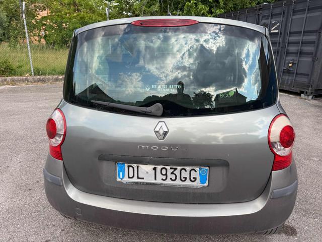 RENAULT Modus 1.2 16V Dynamique senza nessun lavoro da fare