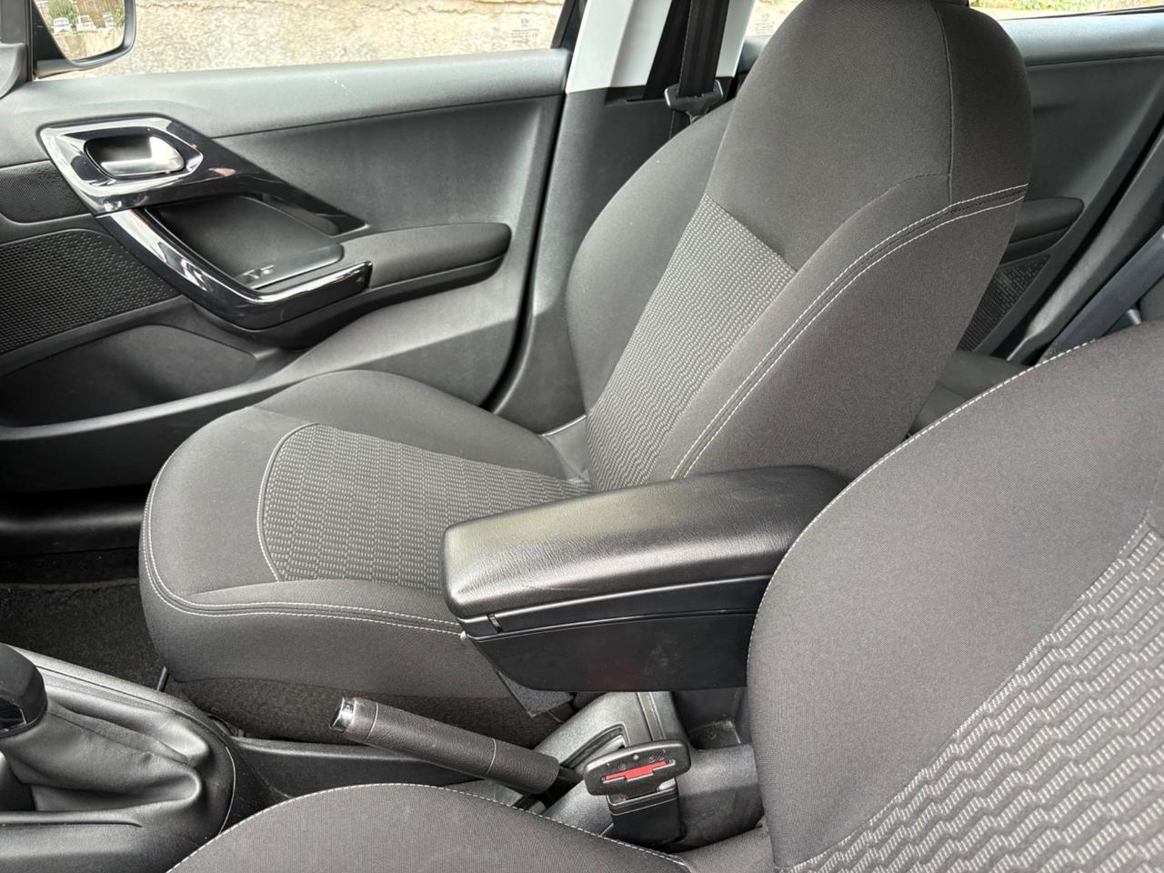 Peugeot 208 BlueHDi 75 5 porte Allure