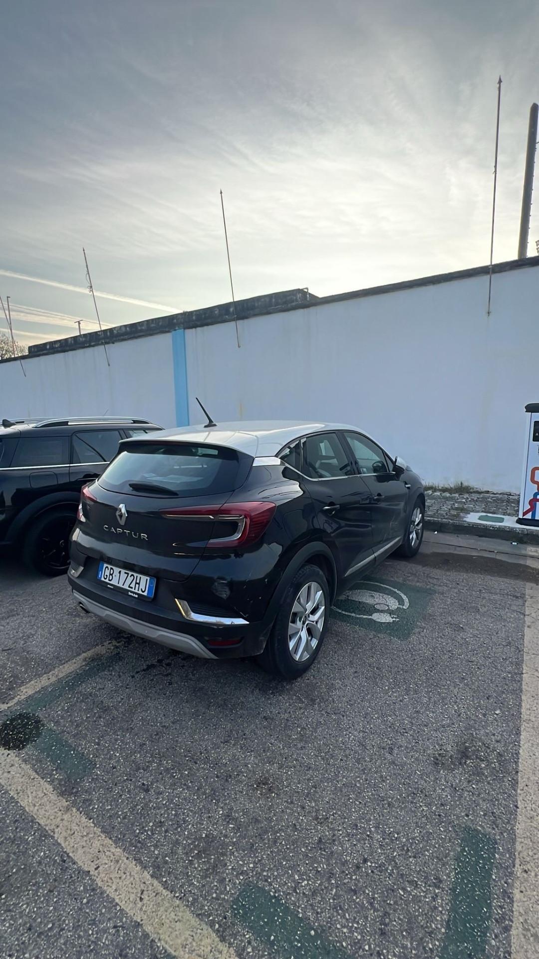 Renault Captur Blue dCi 8V 115 CV EDC Intens