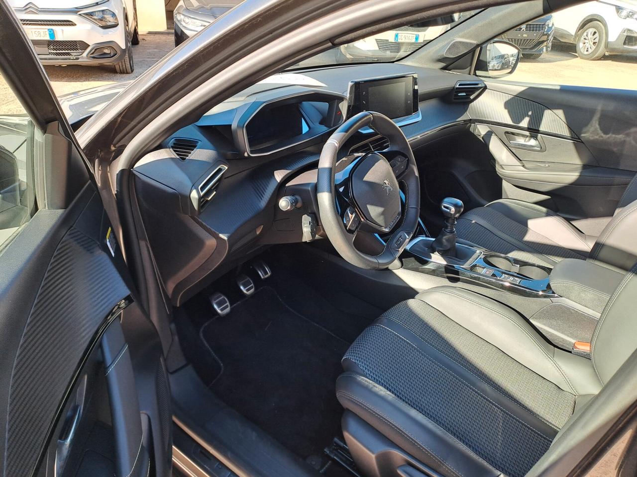 Peugeot 208 PureTech 100 Stop&Start 5 porte GT