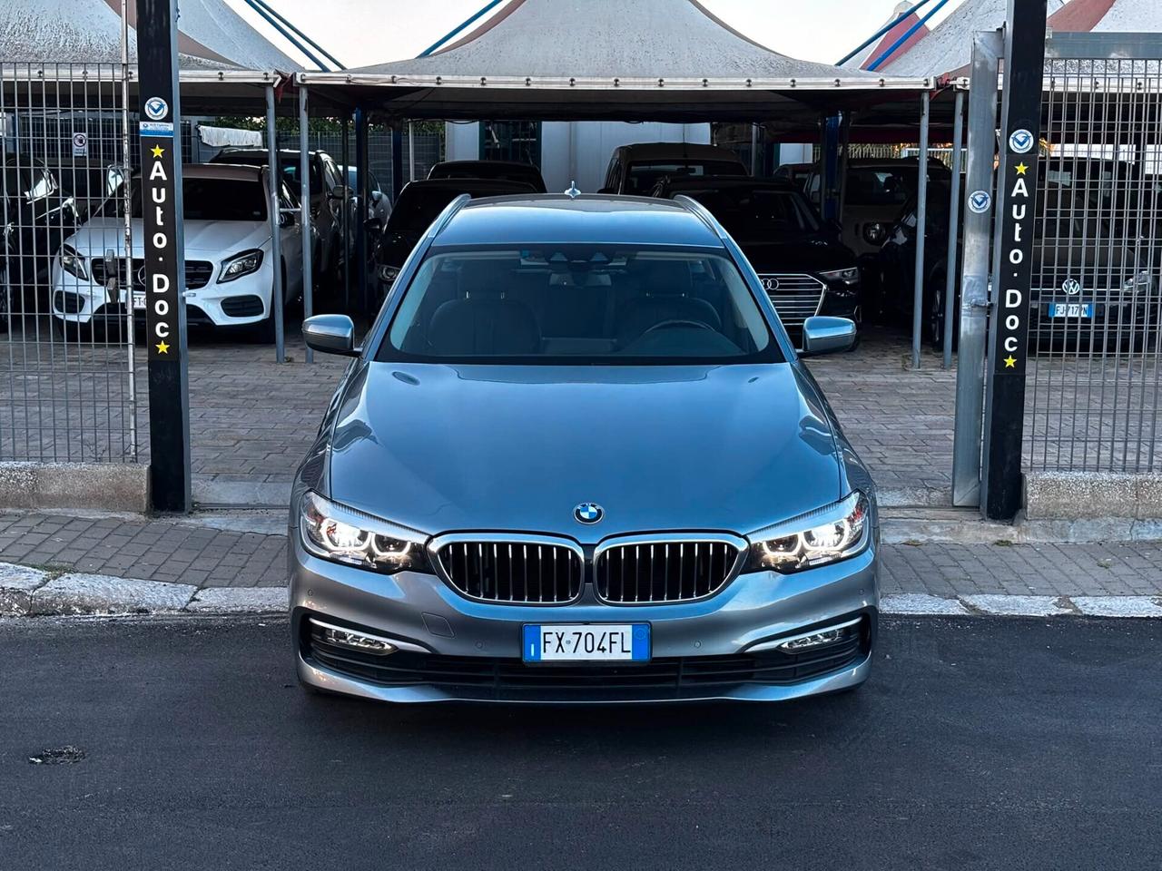 Bmw 520d Touring Luxury Led ambient - 2019