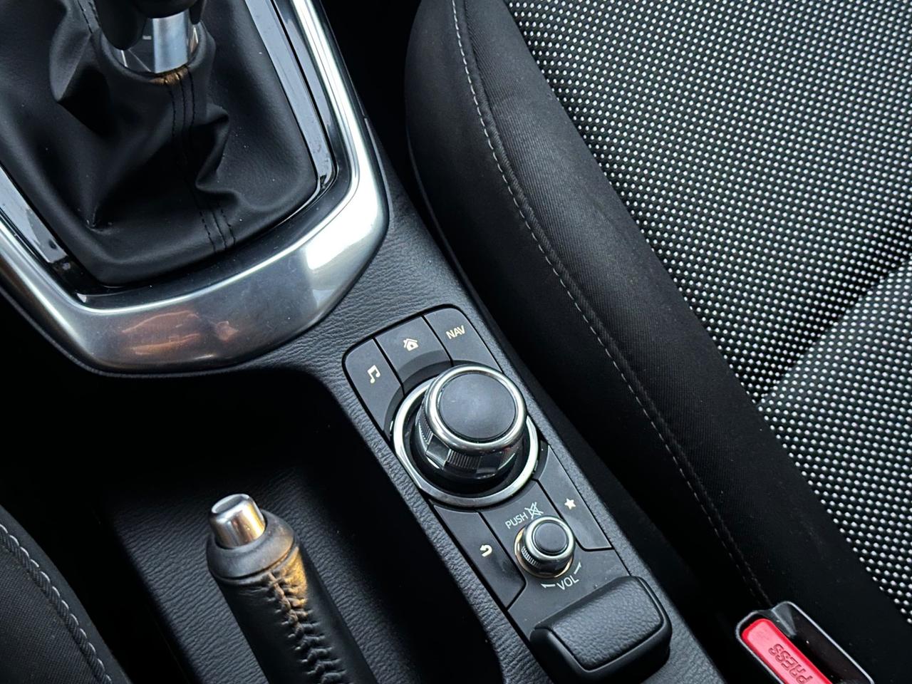 Mazda 2 Mazda2 1.5 Skyactiv-D 105 CV Evolve