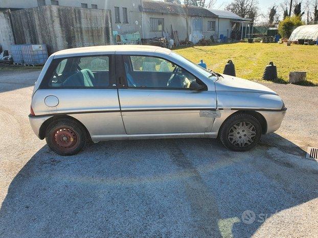 Lancia Y 1.2i cat Elefantino Blu