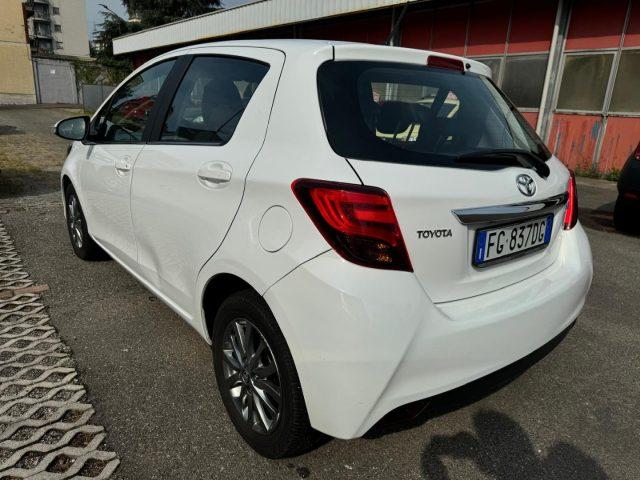 TOYOTA Yaris 1.0 5 porte Lounge