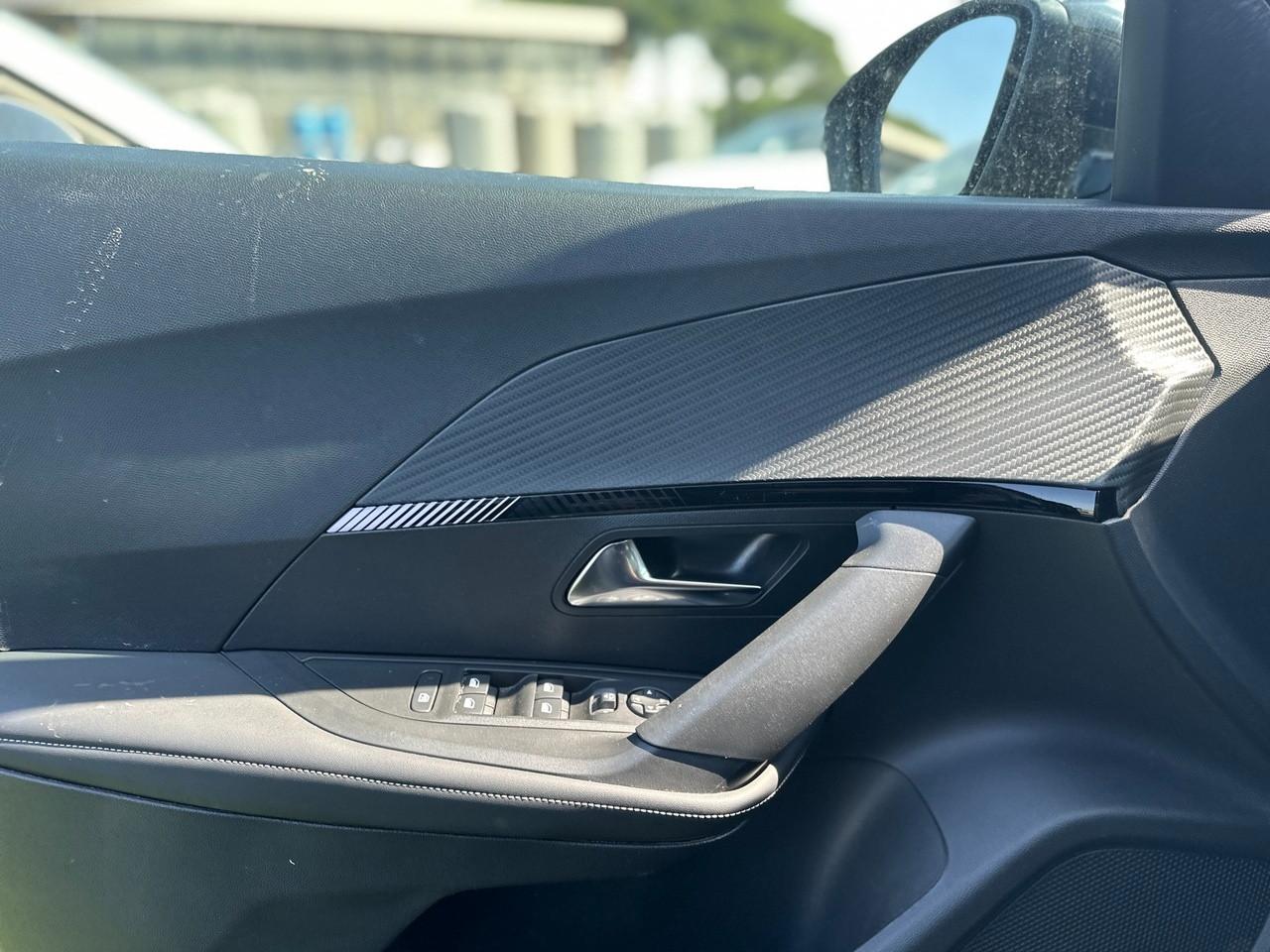 PEUGEOT 2008 II 2023 - 2008 1.2 puretech Allure s&s 130cv eat8