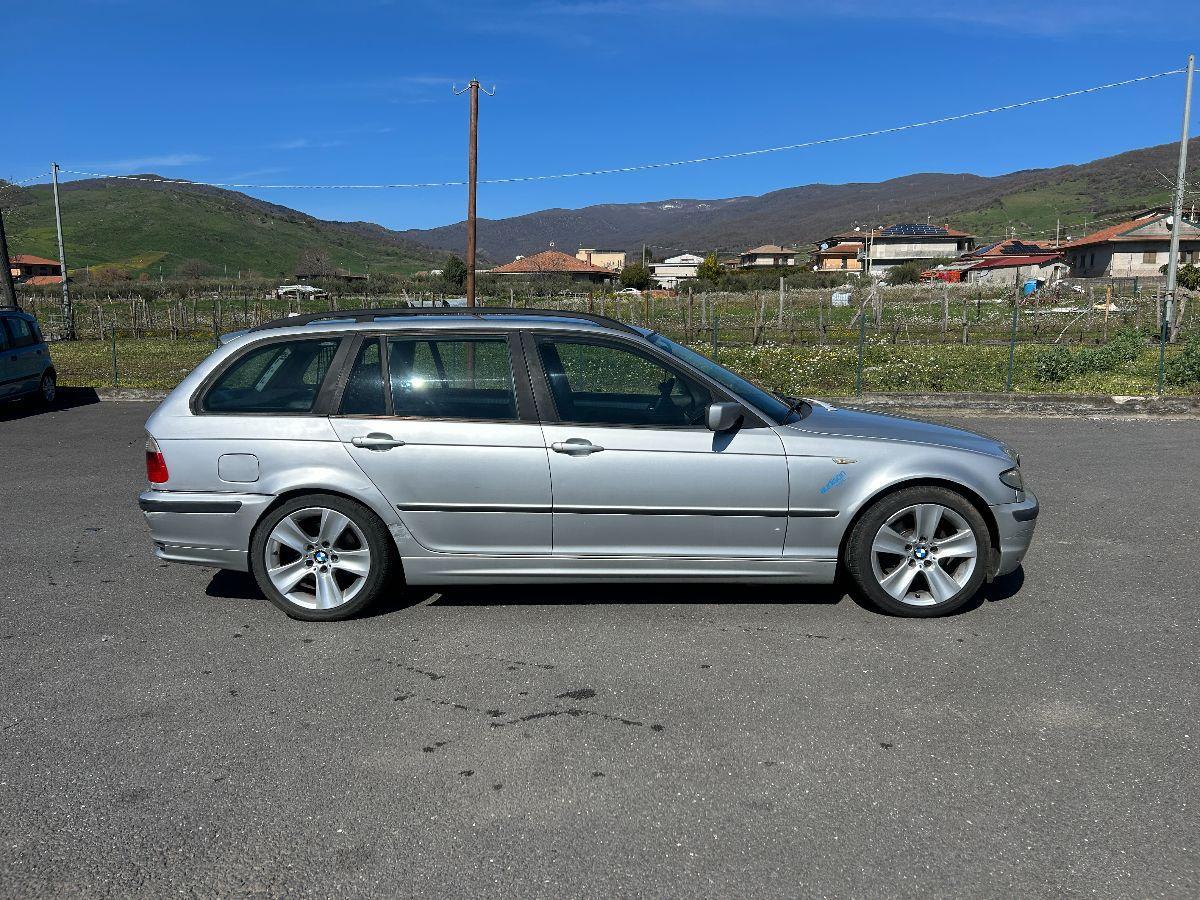 BMW - Serie 3 Touring - 320d turbodiesel Futura