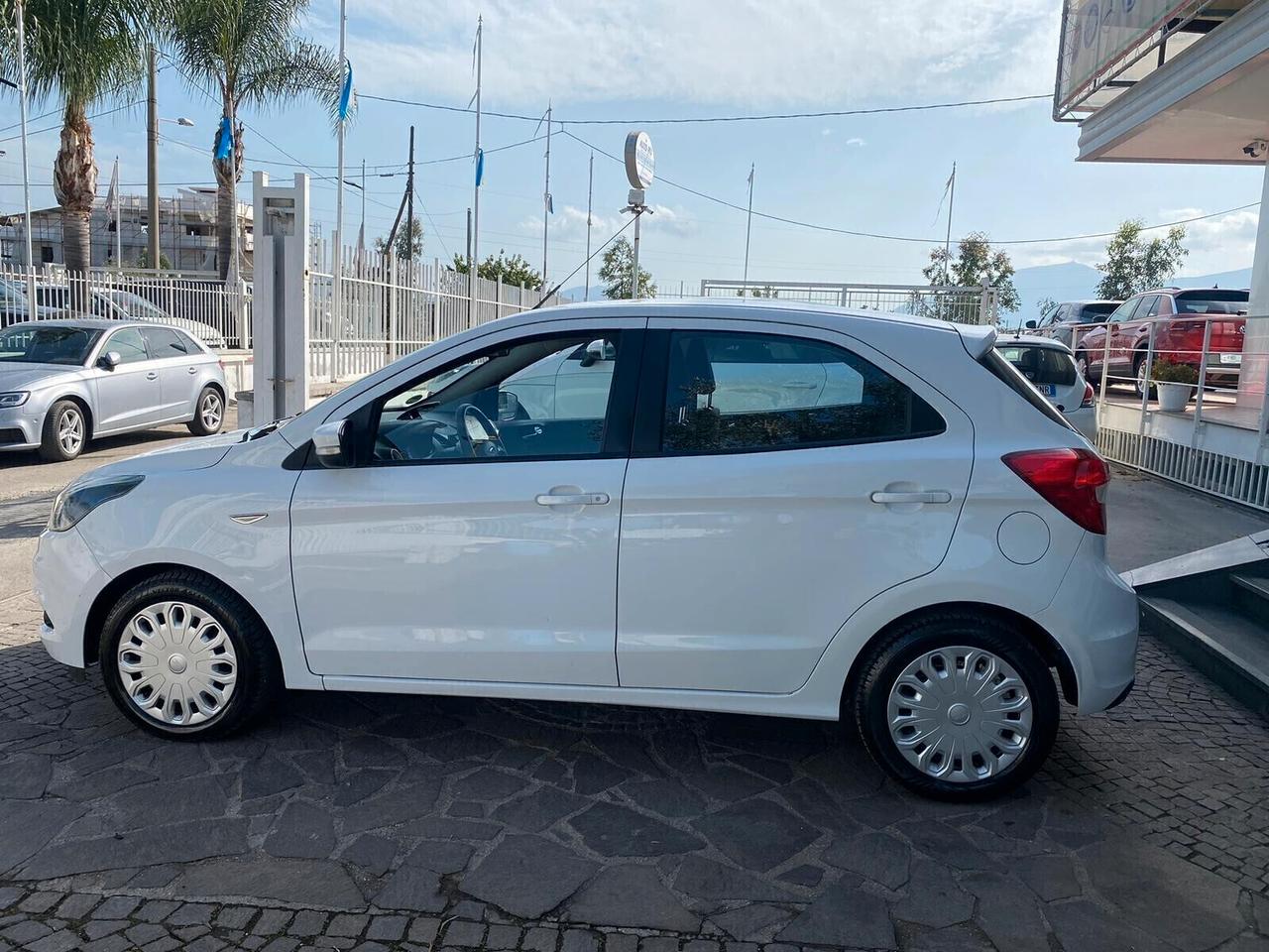 Ford Ka 70 CV 5 PORTE NEOPATENTATI