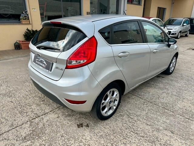 Ford Fiesta 1.4 TDCi 70CV 5 porte Titanium