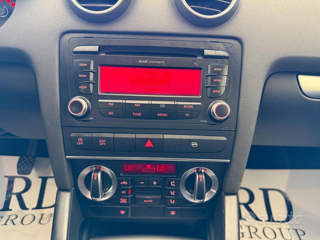 Audi A3 Sportback 1.6 TDI 105cv Attraction ok neop