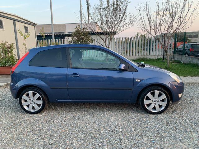 FORD Fiesta 1.2 16V 3p. Ghia