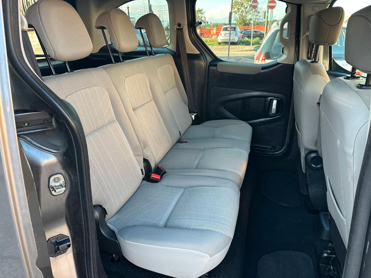 Peugeot Partner Tepee 1.6 HDi 90CV Comfort