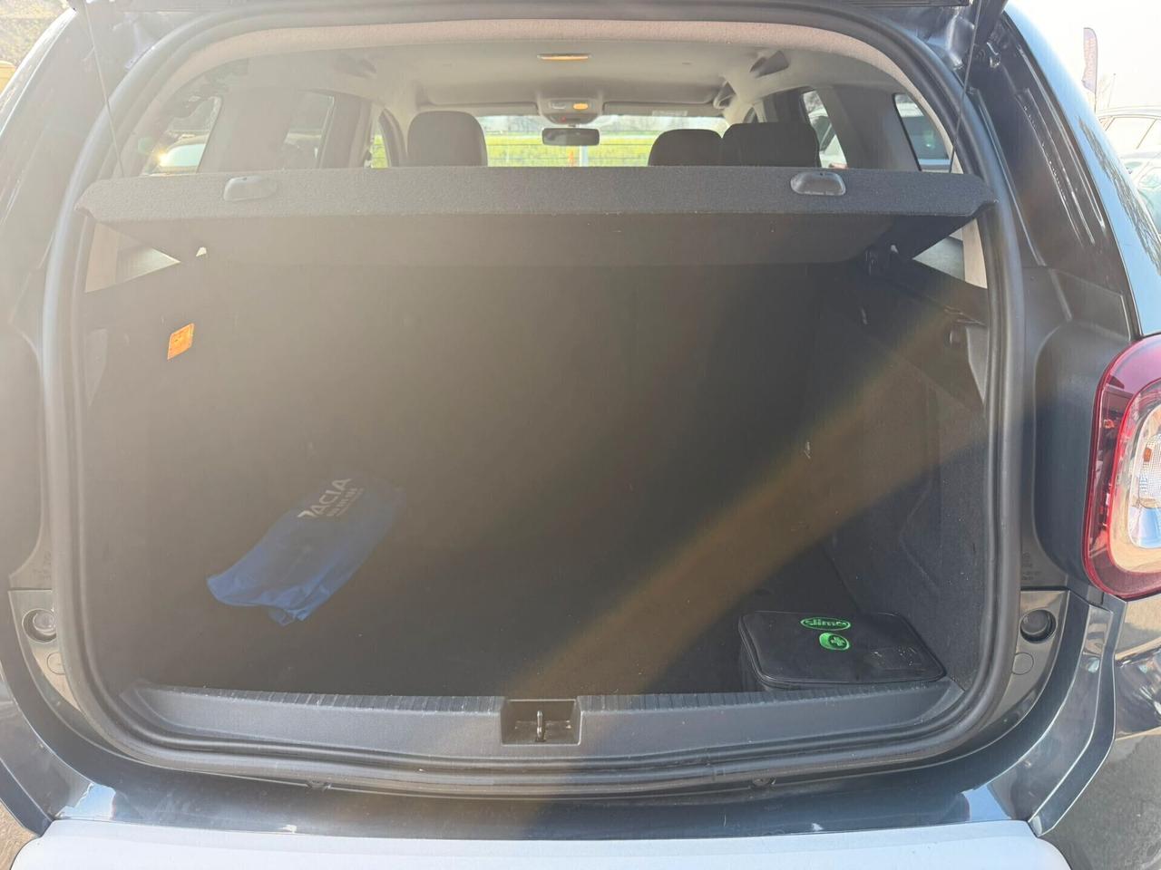 Dacia Duster 1.0 TCe 100 CV ECO-G 4x2 15th Anniversary