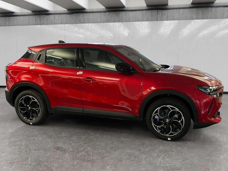 Alfa Romeo Junior 1.2 ibrida 145cv edct6